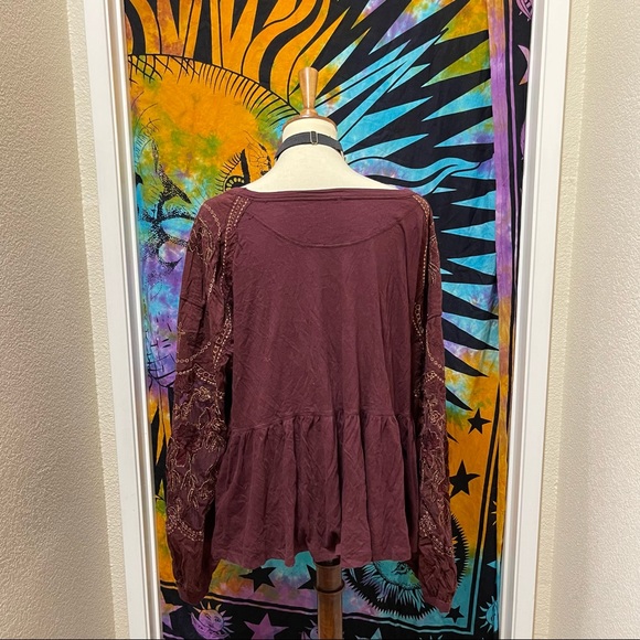 🌈 Lovely lace embroidered top - Picture 5 of 11